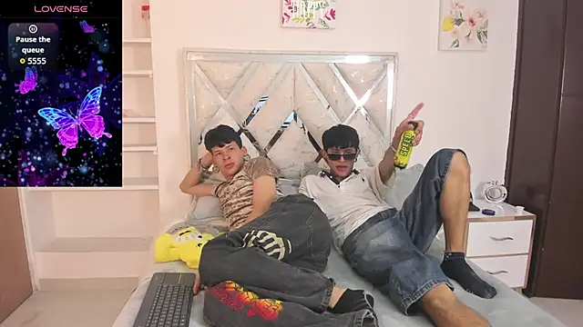 DemianSalvatore online show from 09/27/25, 11:16