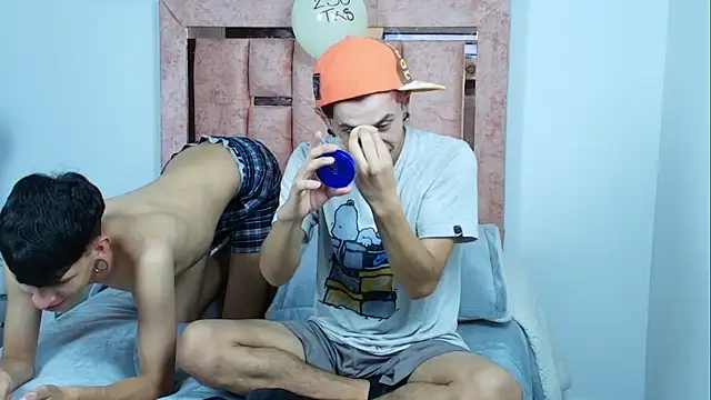 DemianSalvatore online show from 12/03/25, 08:52