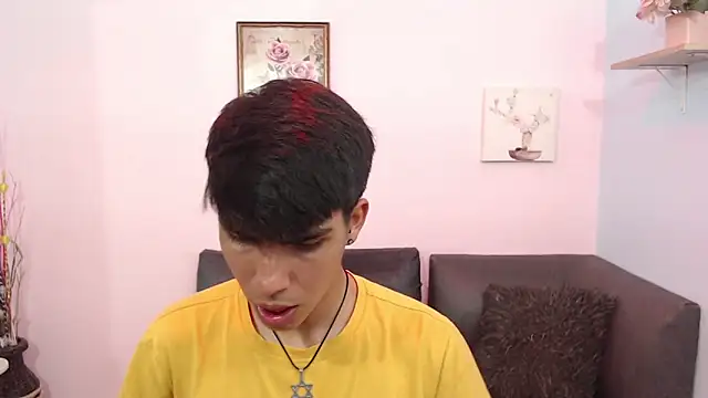 David 925  online show from 10/28/25, 03:29