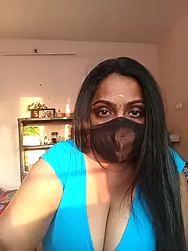 queendivya online show from 04/06/26, 12:39
