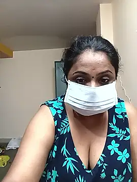 queendivya online show from 01/12/26, 02:24