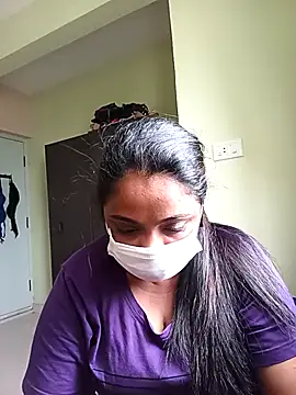 queendivya online show from 10/04/25, 05:09