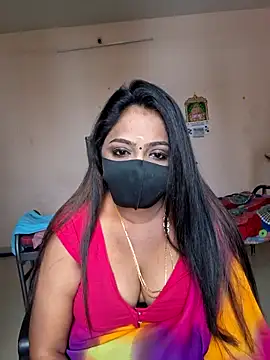 queendivya online show from 05/19/26, 04:30