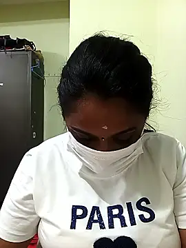 queendivya online show from 10/02/25, 01:58