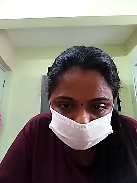 queendivya online show from 09/28/25, 08:54