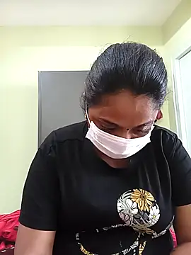 queendivya online show from 10/01/25, 05:45