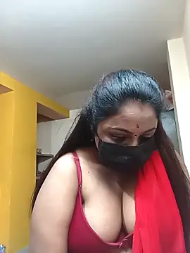 queendivya online show from 02/21/26, 02:41