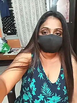 queendivya online show from 05/13/26, 05:31
