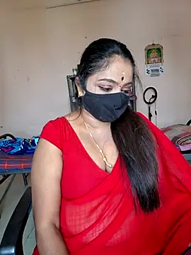 queendivya online show from 05/26/26, 06:00