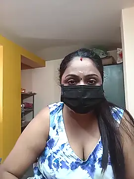 queendivya online show from 02/01/26, 03:05