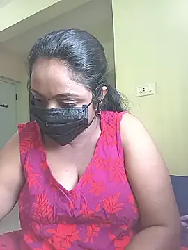 queendivya online show from 12/14/25, 03:46