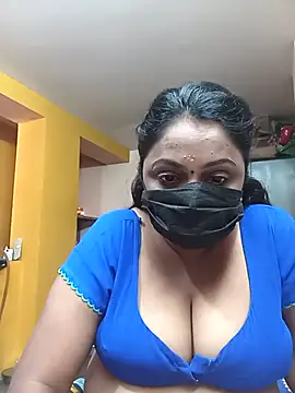 queendivya online show from 02/28/26, 05:40