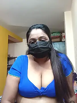 queendivya online show from 02/13/26, 04:45