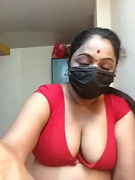 queendivya online show from 03/04/26, 05:37