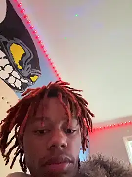 Snapshot of Zayinc chatting on 10/04/25, 12:39 Zayinc online show from 10/04/25, 12:39