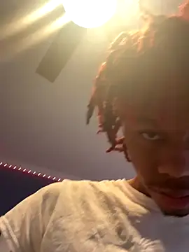 Snapshot of Zayinc chatting on 09/18/25, 07:39 Zayinc online show from 09/18/25, 07:39