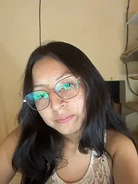 Snapshot of Noamilk chatting on 02/04/26, 01:11 Noamilk online show from 02/04/26, 01:11