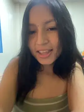 Snapshot of Noamilk chatting on 01/18/26, 11:08 Noamilk online show from 01/18/26, 11:08