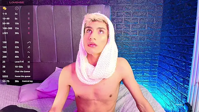 Erick Velveth online show from 11/12/25, 05:11