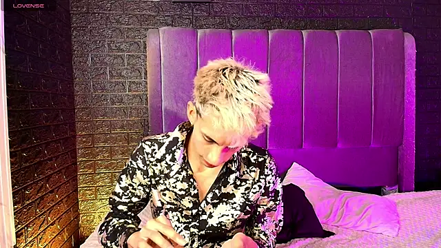 Erick Velveth online show from 11/07/25, 09:08