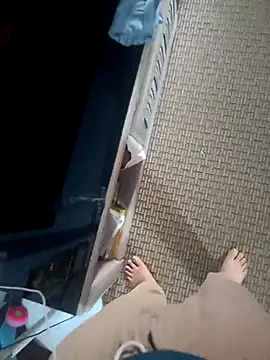 Snapshot of Hacker57 chatting on 04/15/26, 09:59 Hacker57 online show from 04/15/26, 09:59