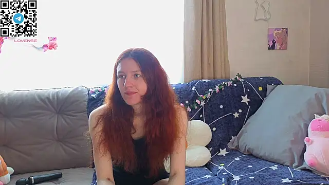 Snapshot of Little_rosy chatting on 07/18/26, 04:43 Little rosy online show from 07/18/26, 04:43
