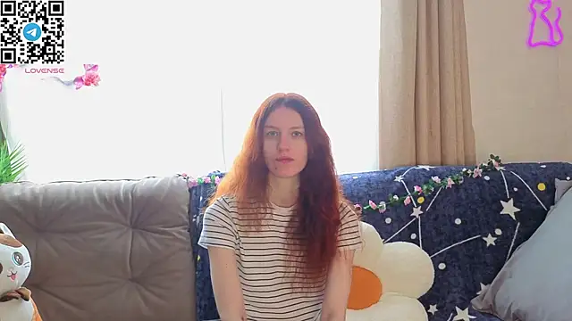 Snapshot of Little_rosy chatting on 07/17/26, 04:21 Little rosy online show from 07/17/26, 04:21