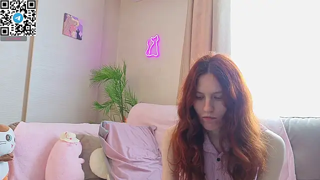 Snapshot of Little_rosy chatting on 06/12/26, 04:32 Little rosy online show from 06/12/26, 04:32