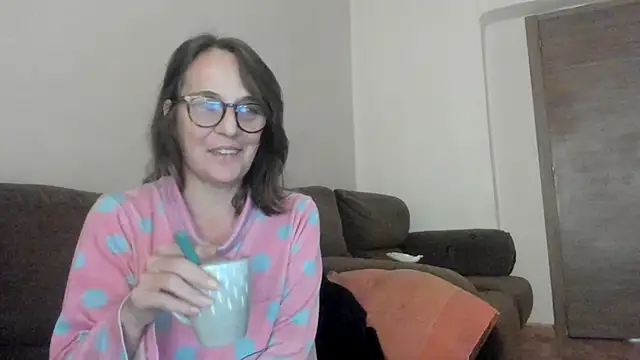 Kkate0000 online show from 12/07/24, 07:54