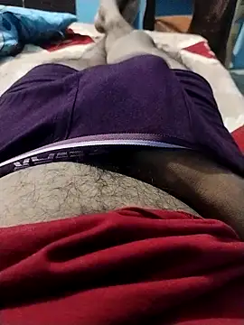 Snapshot of VickyMonster5 chatting on 09/21/25, 10:37 VickyMonster5 online show from 09/21/25, 10:37