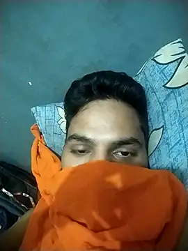 Snapshot of VickyMonster5 chatting on 09/28/25, 05:31 VickyMonster5 online show from 09/28/25, 05:31