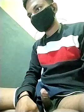 Snapshot of VickyMonster5 chatting on 10/28/25, 09:14 VickyMonster5 online show from 10/28/25, 09:14