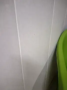 Snapshot of Baby_girl67 chatting on 09/30/25, 08:15 Baby girl67 online show from 09/30/25, 08:15