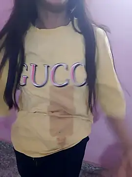 Snapshot of Baby_girl67 chatting on 10/28/25, 06:12 Baby girl67 online show from 10/28/25, 06:12