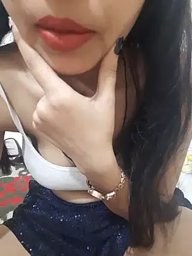 Snapshot of Baby_girl67 chatting on 04/01/26, 05:54 Baby girl67 online show from 04/01/26, 05:54