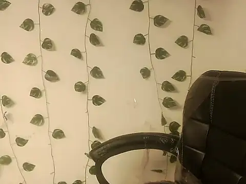 Snapshot of bold_kiara chatting on 04/05/26, 04:41 bold kiara online show from 04/05/26, 04:41