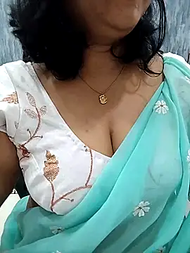 divya-jannu online show from 10/20/25, 07:03