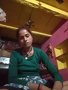Snapshot of Hot_reshmaji chatting on 06/13/26, 03:32 Hot reshmaji online show from 06/13/26, 03:32