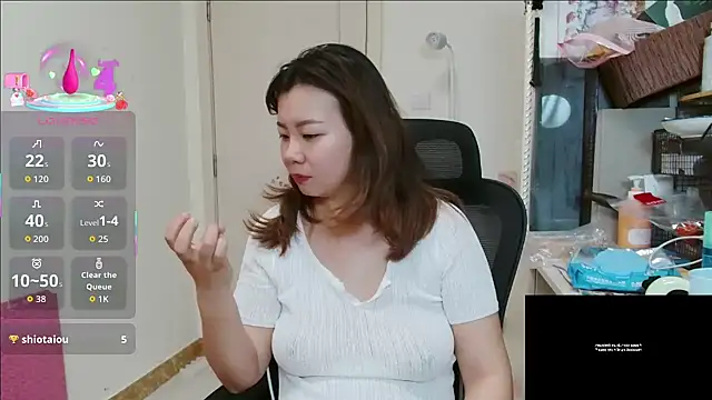 Snapshot of sallycui chatting on 06/18/26, 10:26 sallycui online show from 06/18/26, 10:26