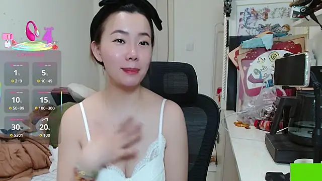 sallycui online show from 03/12/26, 12:53