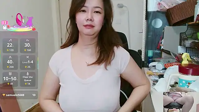 Snapshot of sallycui chatting on 07/13/26, 10:20 sallycui online show from 07/13/26, 10:20