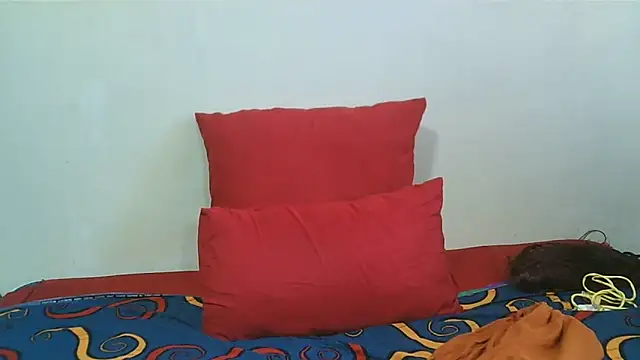 GAIGANTICBOOBS online show from 02/18/26, 06:00