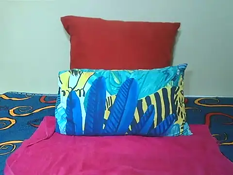 Snapshot of GAIGANTICBOOBS chatting on 11/14/25, 04:49 GAIGANTICBOOBS online show from 11/14/25, 04:49