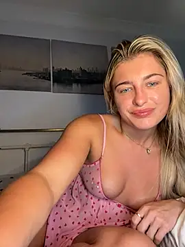 BabyBluexox online show from 06/16/26, 08:58