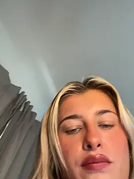 BabyBluexox online show from 06/22/26, 11:07