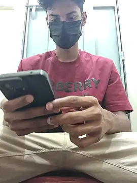 crish09 online show from 05/19/26, 07:04