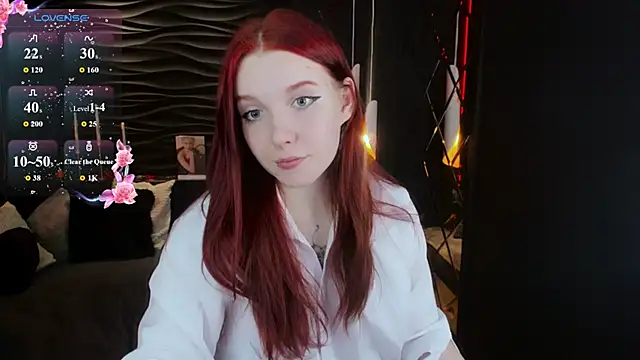 Snapshot of Layla_Glam chatting on 04/29/26, 01:26 Layla Glam online show from 04/29/26, 01:26