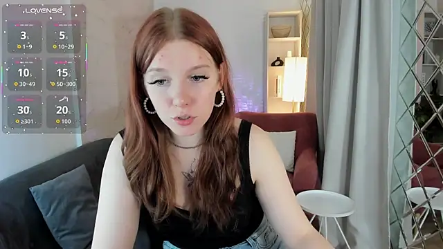 Layla Glam online show from 11/23/25, 01:21