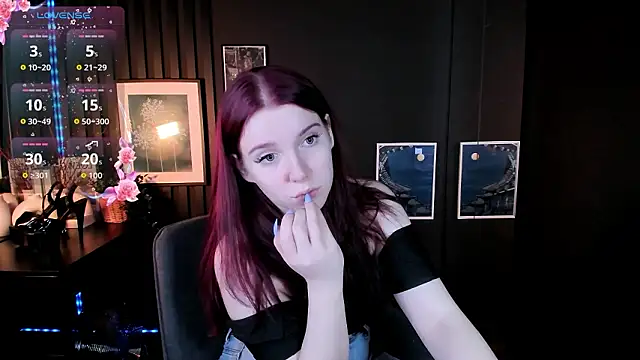 Layla Glam online show from 03/03/26, 12:56