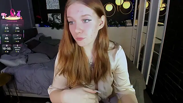 Layla Glam online show from 01/18/26, 01:47